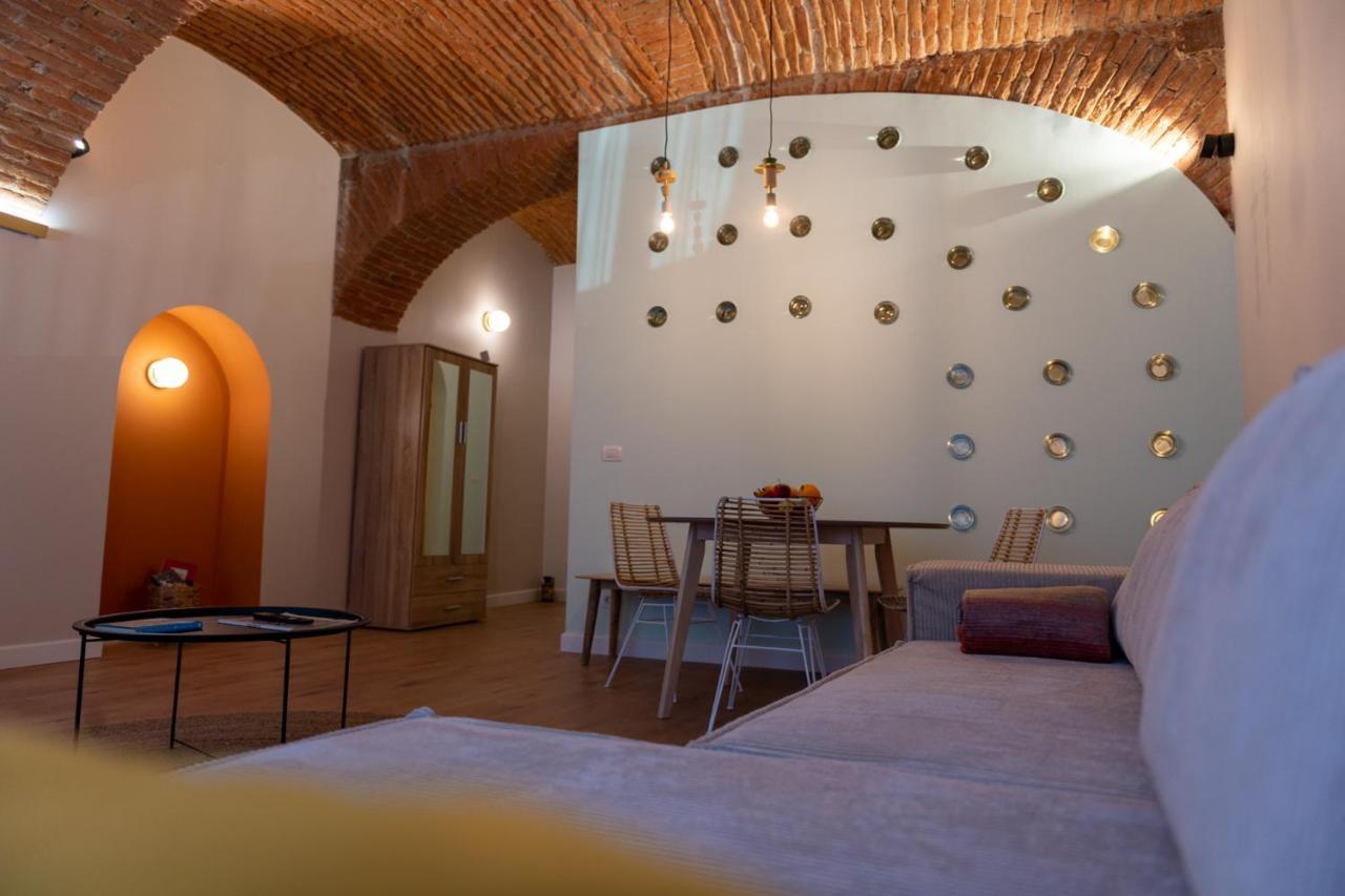 Apollo Brasovul Istoric Apartamento Exterior foto